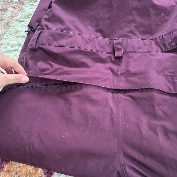 Volcom snow bibs - Picture 2 of 5